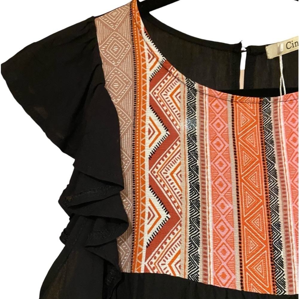 Cinnie Ruffle Sleeve Top Size Large - Picture 2 of 8